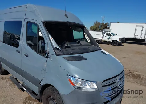 2021 Mercedes-Benz Sprinter 2500 Standard Roof I4 from USA, damaged, VIN W1W40BHY7MT052791